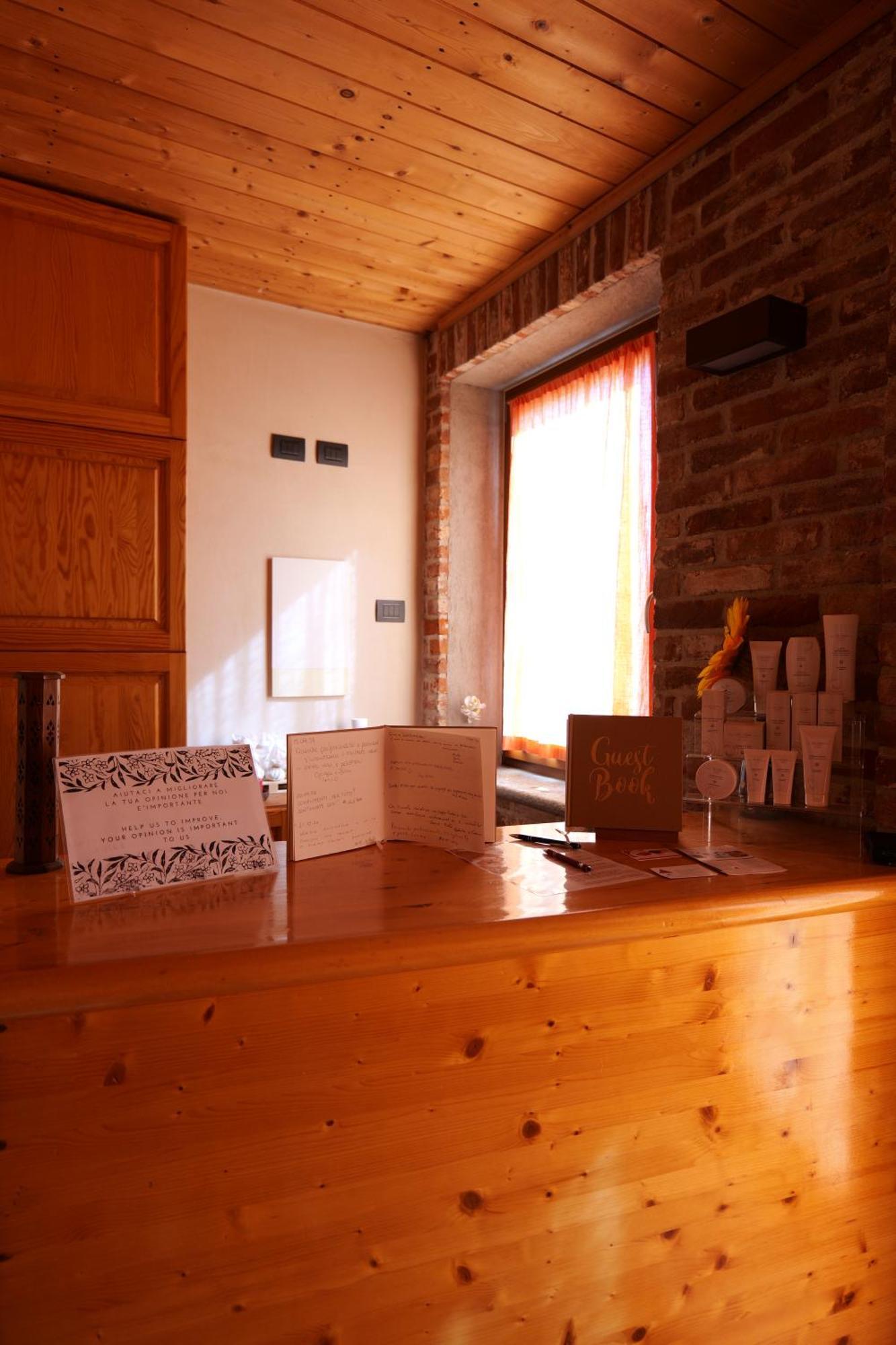 Le Botti Hotel Guarene